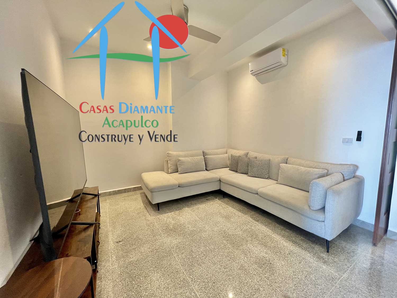 Ocean Front 808 - Sala de televisión 3